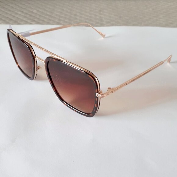 NWT Privé Revaux x Adriana Lima tortoise shell & shiny gold aviator sunglasses - Picture 11 of 14